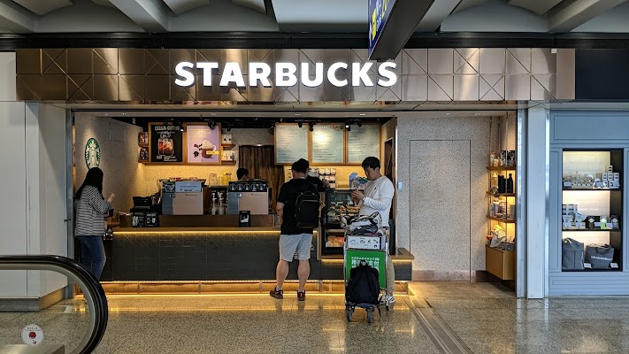 Starbucks At Hong Kong Airport